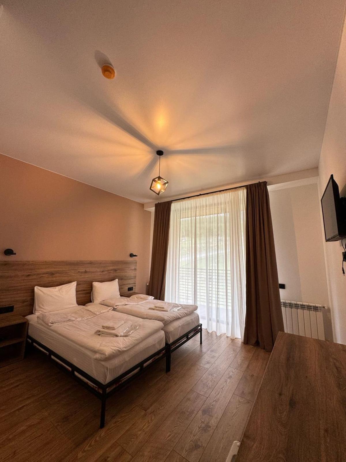 Kazbegi Hotel Grand View Extérieur photo